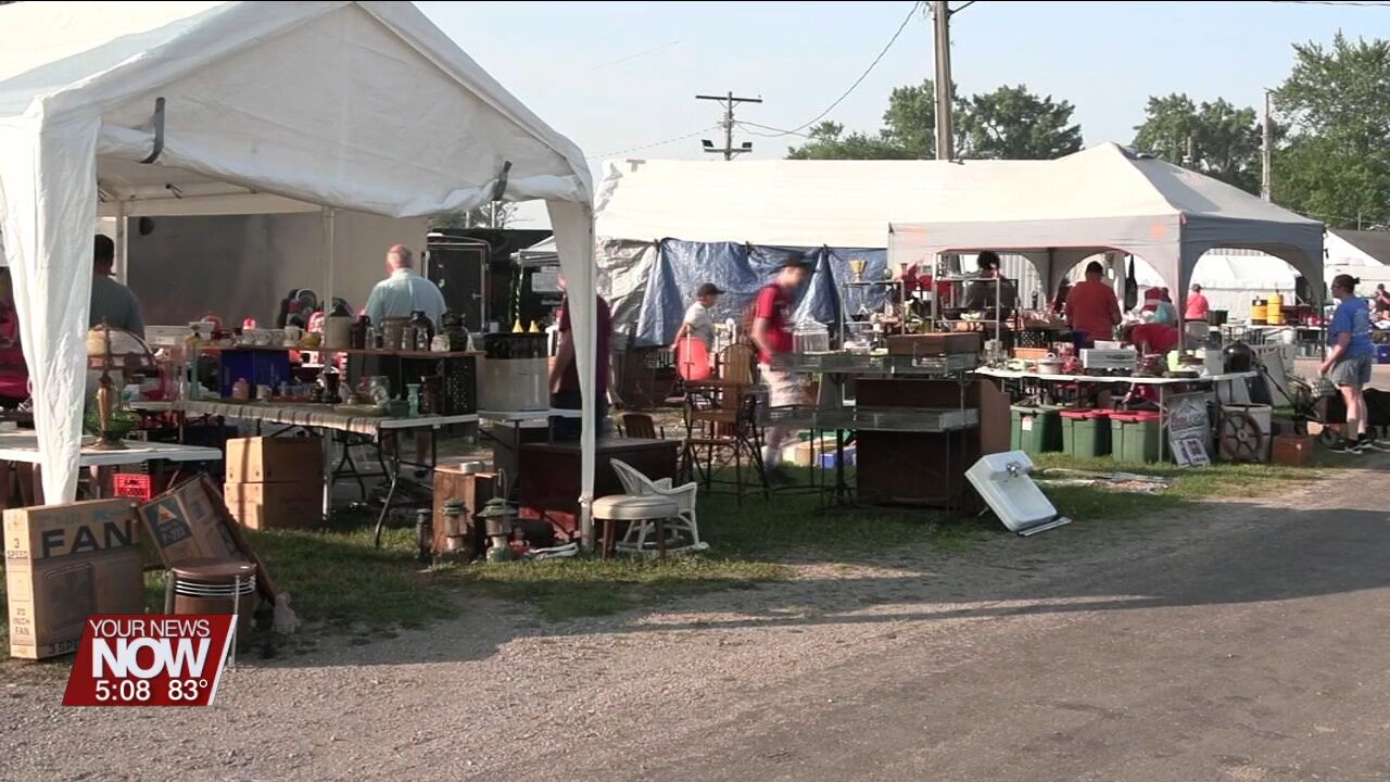 U.S. 127 becomes the destination for bargain hunters as the world's longest yard sale is officially underway